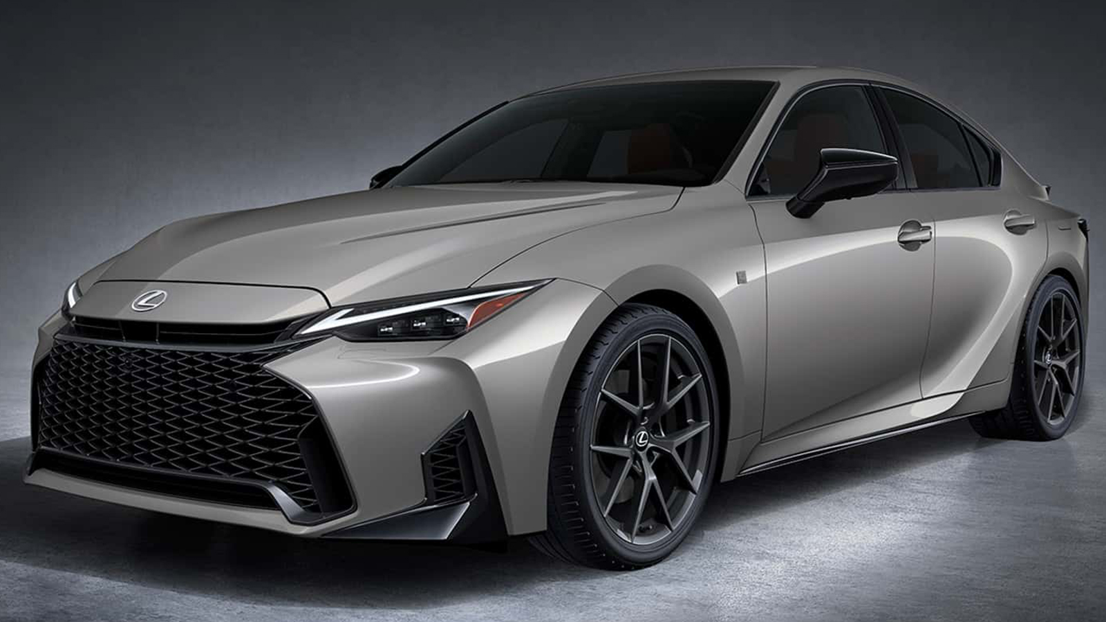 Φρεσκάρισμα μέσα και έξω για το Lexus IS  